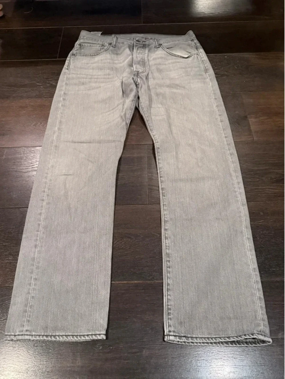 Levi's 501 Original Fit Jeans - W33 L30 Grey Wash Z008